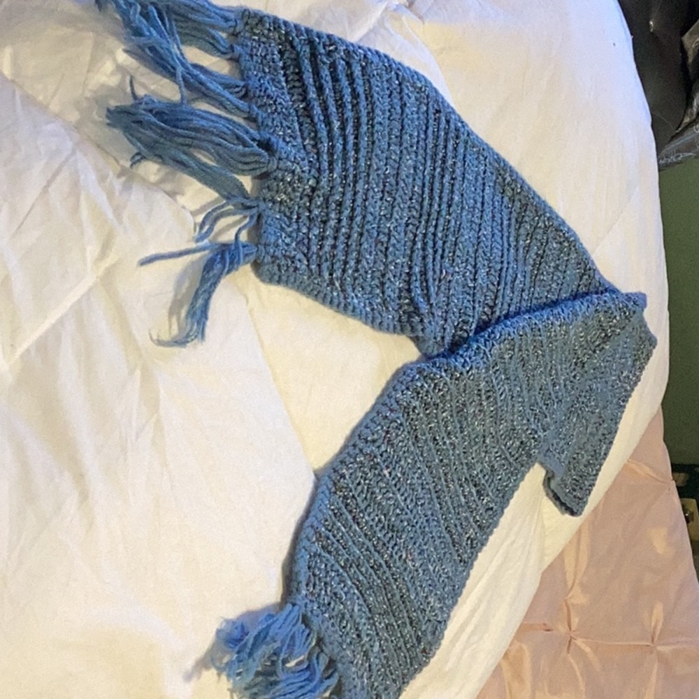 Handmade scarf - Picture 2 of 2
